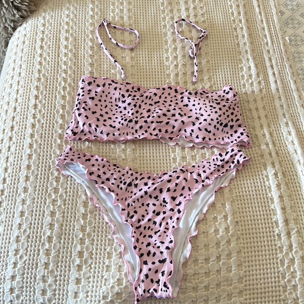 🌈 NWOT Zaful bikini